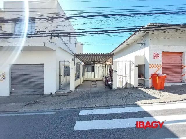 Casa aluguel em Região Geográfica Imediata de Florianópolis, Desterro