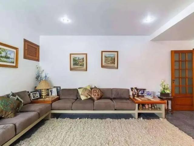 Casa aluguel em Região Geográfica Imediata de Florianópolis, Desterro
