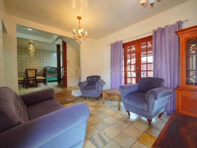 Casa aluguel em Florianópolis, Região Geográfica Intermediária de Florianópolis