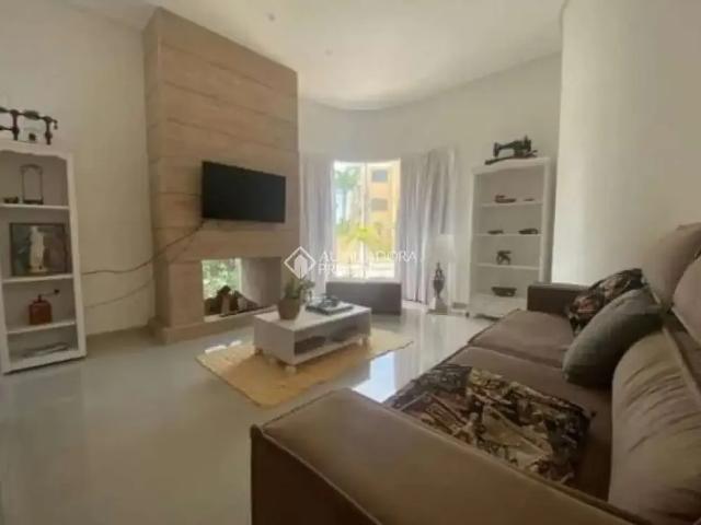 Casa aluguel em Região Geográfica Imediata de Florianópolis, Desterro