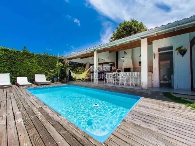 Casa aluguel em Região Geográfica Imediata de Florianópolis, Desterro