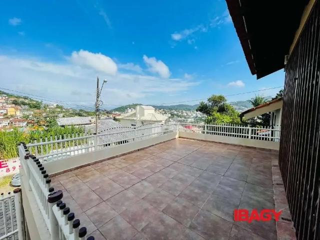 Casa aluguel em Região Geográfica Imediata de Florianópolis, Desterro
