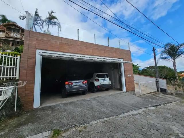 Casa aluguel em Região Geográfica Imediata de Florianópolis, Desterro