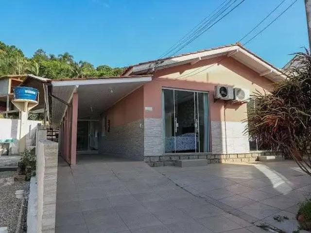 Casa aluguel em Região Geográfica Imediata de Florianópolis, Desterro