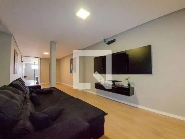 Casa aluguel em Região Geográfica Imediata de Florianópolis, Desterro