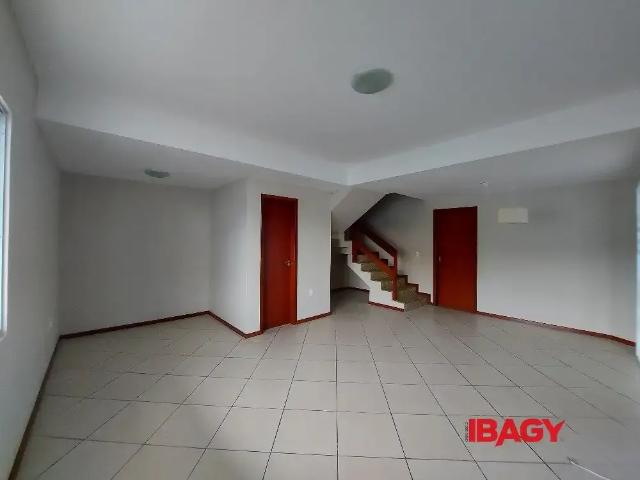 Casa aluguel em Região Geográfica Imediata de Florianópolis, Desterro