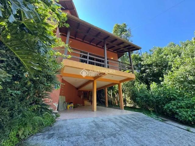 Casa aluguel em Região Geográfica Imediata de Florianópolis, Desterro