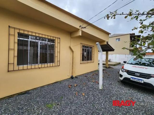 Casa aluguel em Região Geográfica Imediata de Florianópolis, Desterro