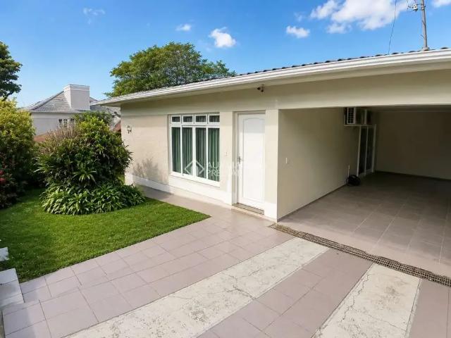 Casa aluguel em Região Geográfica Imediata de Florianópolis, Desterro