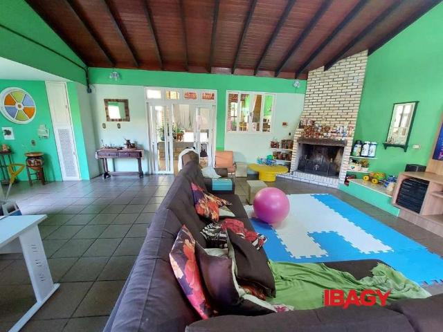 Casa aluguel em Serrinha, Florianópolis