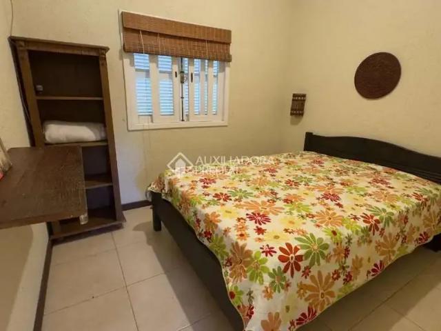 Casa aluguel em Região Geográfica Imediata de Florianópolis, Garopaba
