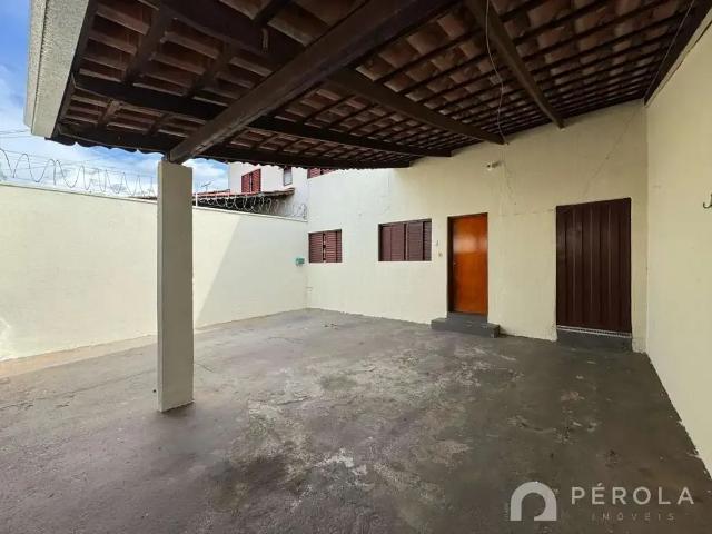 Casa aluguel em Região Geográfica Imediata de Goiânia, Goiânia