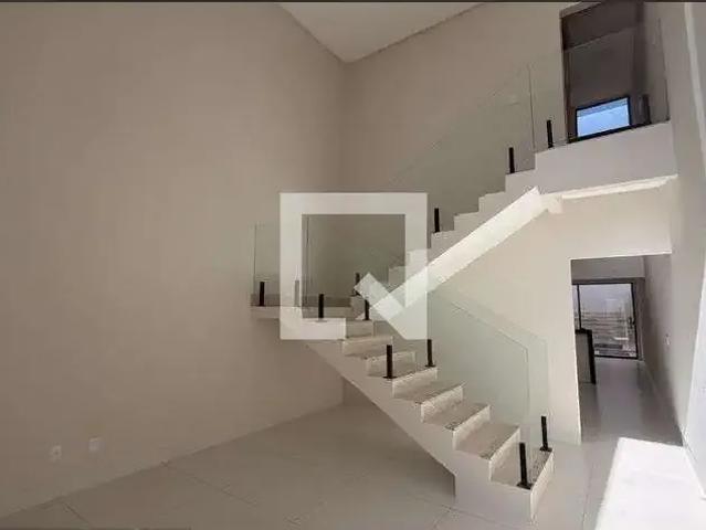 Casa aluguel em Região Geográfica Imediata de Goiânia, Goiânia