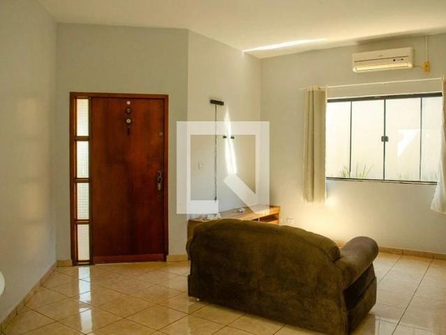 Casa aluguel em Residencial Humaitá, Goiânia