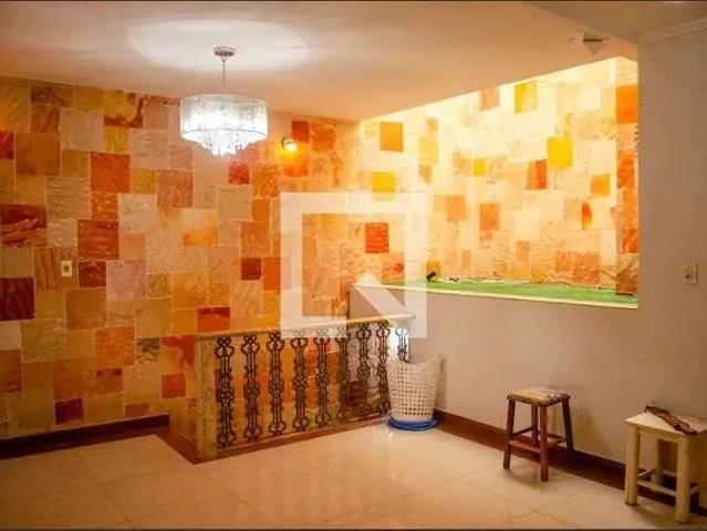 Casa aluguel em Região Geográfica Imediata de Goiânia, Goiânia
