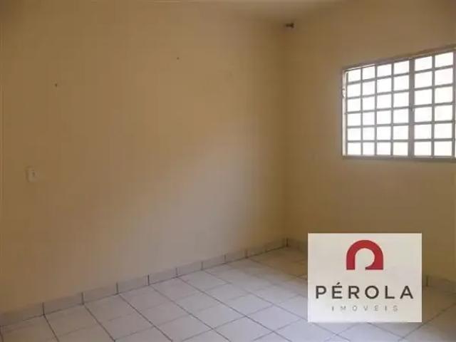 Casa aluguel em Região Geográfica Imediata de Goiânia, Goiânia
