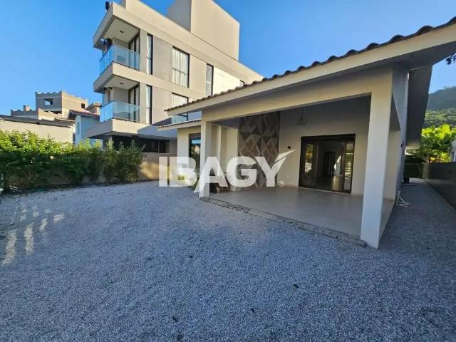 Casa aluguel em Região Geográfica Imediata de Florianópolis, Governador Celso Ramos