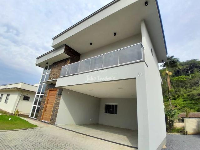 Casa aluguel em Região Geográfica Imediata de Brusque, Guabiruba