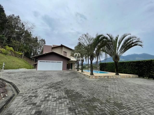 Casa aluguel em Guaramirim, Região Geográfica Intermediária de Joinville