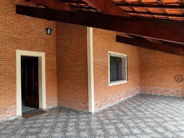 Casa aluguel em Região Imediata de Guaratinguetá, Região Metropolitana do Vale do Paraíba e Litoral Norte
