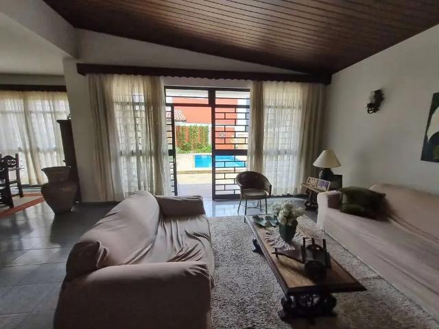 Casa aluguel em Região Imediata de Guaratinguetá, Região Metropolitana do Vale do Paraíba e Litoral Norte