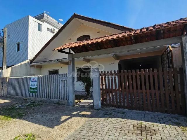 Casa aluguel em Região Geográfica Imediata de Paranaguá, Guaratuba