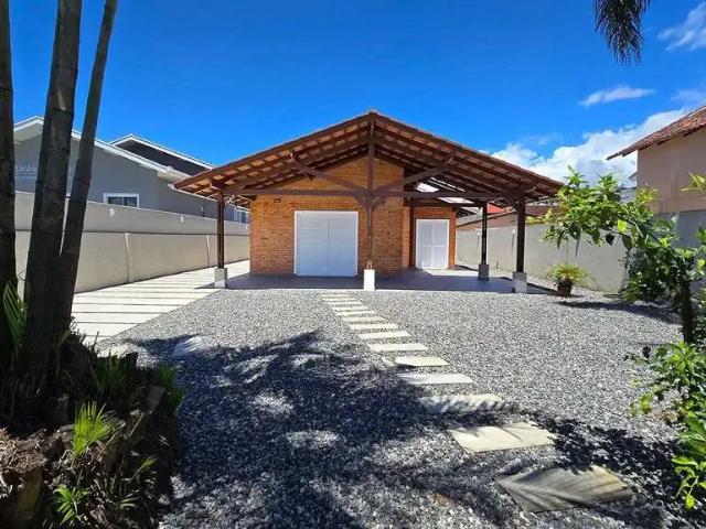 Casa aluguel em Região Geográfica Imediata de Paranaguá, Guaratuba