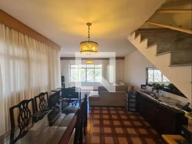 Casa aluguel em Região Imediata de São Paulo, Região Metropolitana de São Paulo