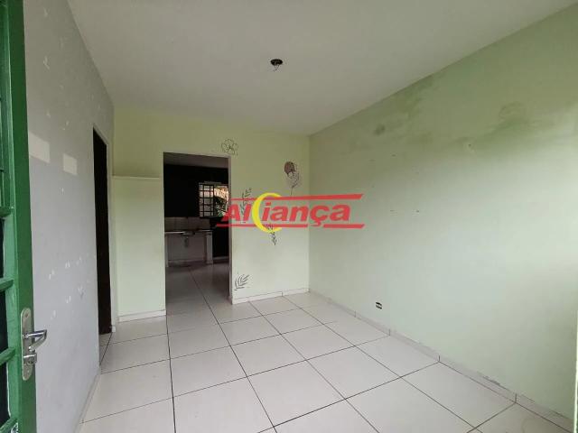 Casa aluguel em Distrito-sede de Guarulhos, Guarulhos