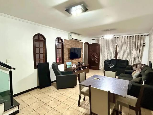 Casa aluguel em Região Imediata de São Paulo, Região Metropolitana de São Paulo