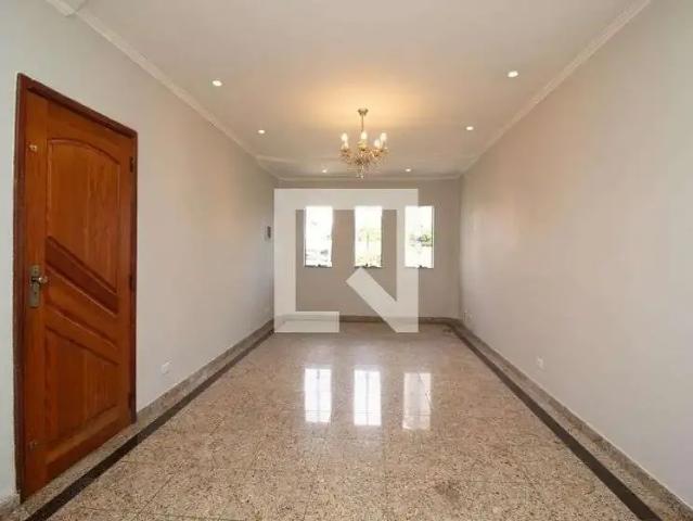 Casa aluguel em Região Imediata de São Paulo, Região Metropolitana de São Paulo