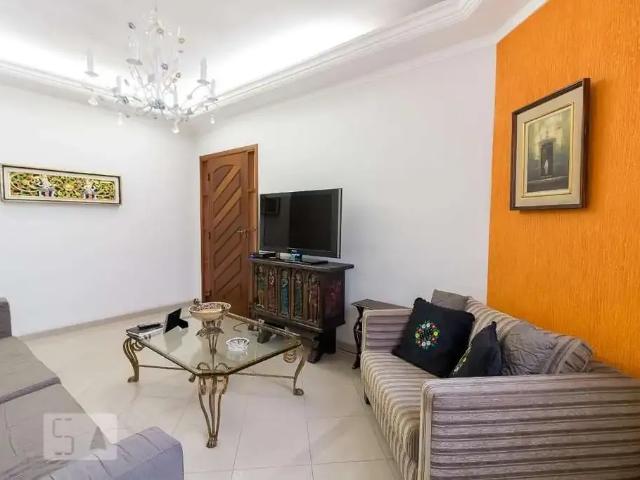 Casa aluguel em Região Imediata de São Paulo, Região Metropolitana de São Paulo