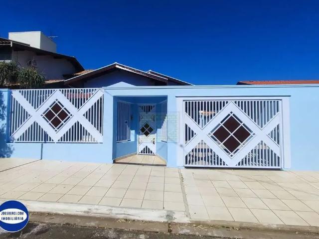 Casa aluguel em Holambra