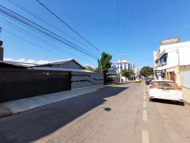 Casa aluguel em Igarapé, Região Geográfica Intermediária de Belo Horizonte