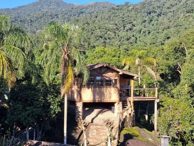 Casa aluguel em Região Imediata de Caraguatatuba-Ubatuba-São Sebastião, Região Metropolitana do Vale do Paraíba e Litoral Norte