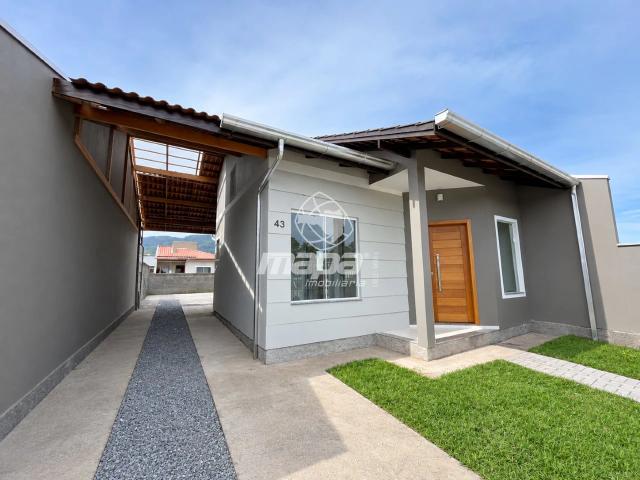 Casa aluguel em Indaial, Região Geográfica Intermediária de Blumenau