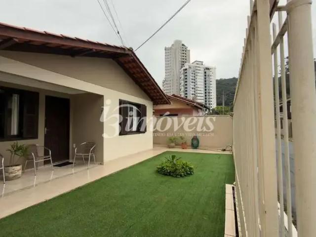 Casa aluguel em Região Geográfica Imediata de Itajaí, Itajaí