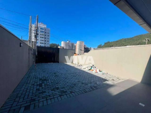 Casa aluguel em Região Geográfica Imediata de Itajaí, Itajaí
