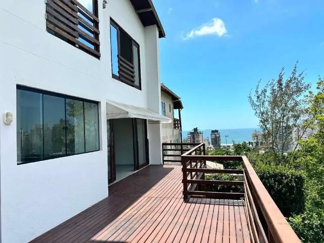 Casa aluguel em Região Geográfica Imediata de Itajaí, Itajaí