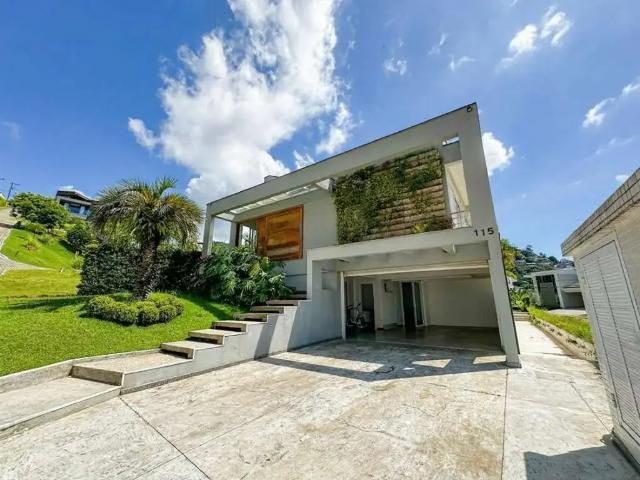 Casa aluguel em Região Geográfica Imediata de Itajaí, Itajaí
