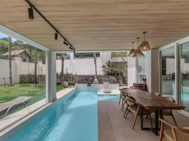 Casa aluguel em Região Geográfica Imediata de Itajaí, Itajaí