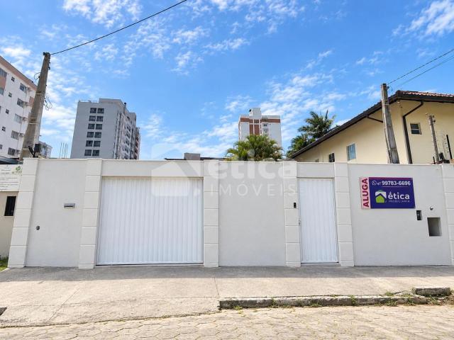 Casa aluguel em Madevila, Itajaí
