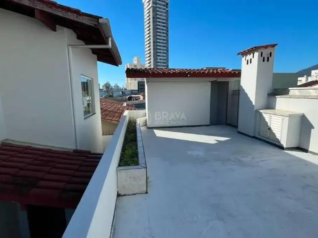 Casa aluguel em Região Geográfica Imediata de Itajaí, Itajaí