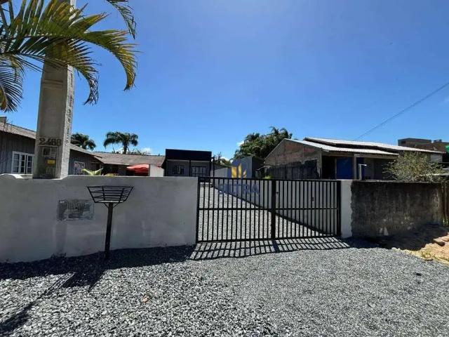 Casa aluguel em Barra do Saí, Itapoá