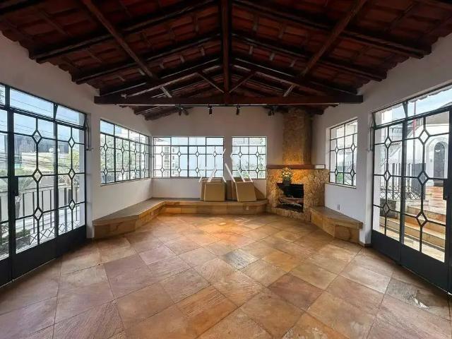 Casa aluguel em Região Geográfica Imediata de Divinópolis, Itaúna
