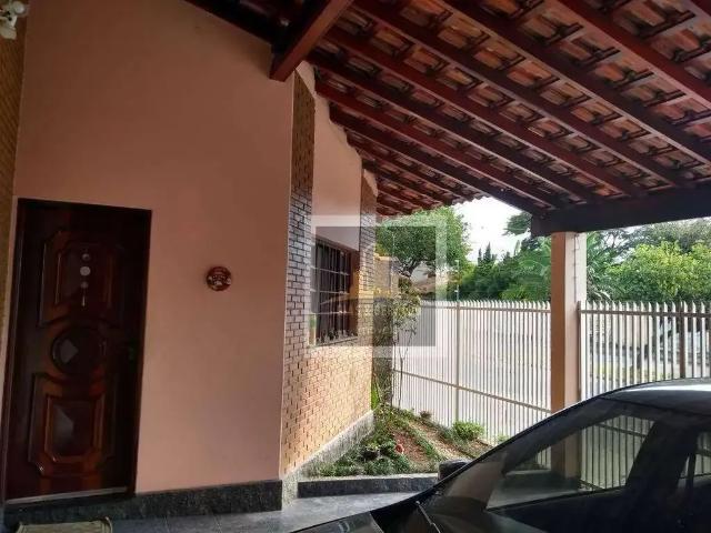 Casa aluguel em Região Imediata de São José dos Campos, Região Metropolitana do Vale do Paraíba e Litoral Norte