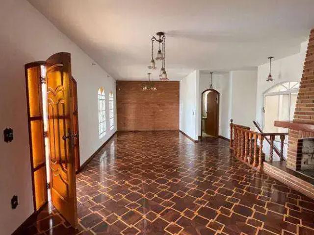 Casa aluguel em Região Imediata de São José dos Campos, Região Metropolitana do Vale do Paraíba e Litoral Norte