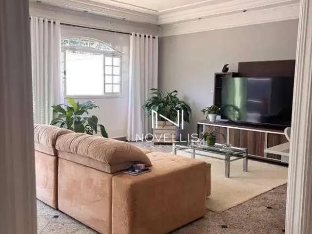 Casa aluguel em Região Imediata de São José dos Campos, Região Metropolitana do Vale do Paraíba e Litoral Norte