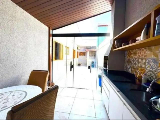 Casa aluguel em Região Imediata de São José dos Campos, Região Metropolitana do Vale do Paraíba e Litoral Norte