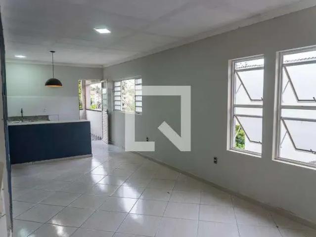 Casa aluguel em Região Imediata de São José dos Campos, Região Metropolitana do Vale do Paraíba e Litoral Norte